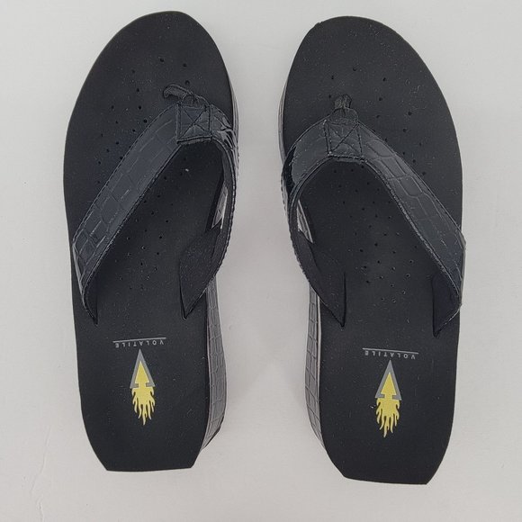 Volatile Black Size 8 Thong Sandals Crocodile Print Womens Flip-Flops Wedge Heel - Picture 6 of 8